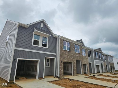 132 N Chubb Rdg, Clayton, NC, 27520-5772 | Card Image
