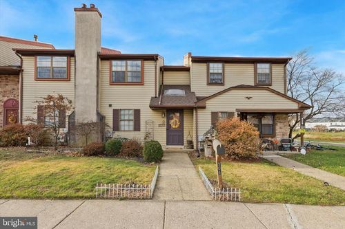 904 Andover Pl, WARMINSTER, PA, 18974-3800 | Card Image