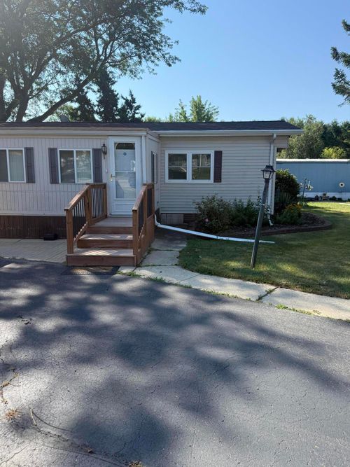 1463 Sunrise Trl, Burlington, WI, 53105-9085 | Card Image