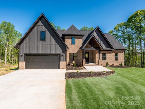 2008 Plain Field Dr, Bessemer City, NC, 28016-6771 | Card Image