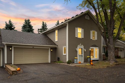 42 Somerset Dr, Waconia, MN, 55387-9201 | Card Image