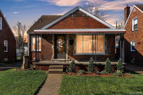 15361 Sprenger Ave, Eastpointe, MI, 48021-3609 | Card Image