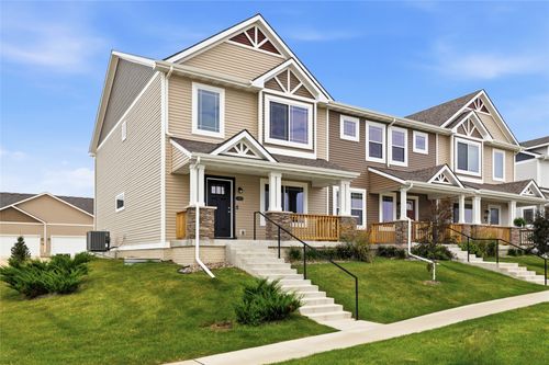 1297 S 91st St, West Des Moines, IA, 50266-4992 | Card Image