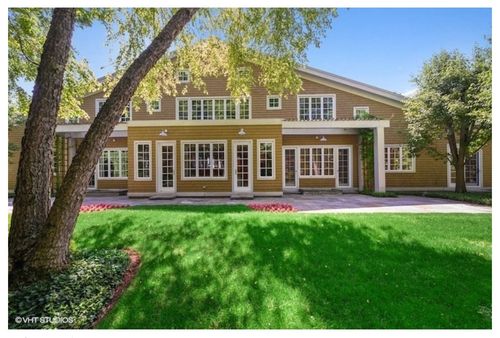 4 Indian Hill Rd, Winnetka, IL, 60093-3923 | Card Image