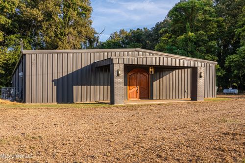 6710 Money Rd, Greenwood, MS, 38930 | Card Image