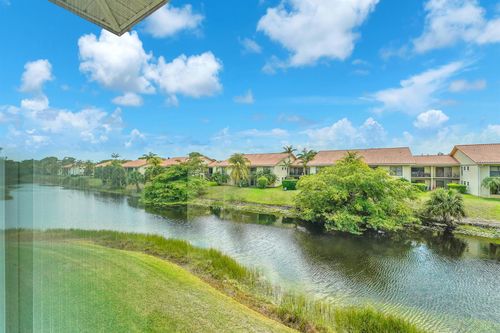 210-210 Lake Evelyn Drive, West Palm Beach, FL, 33411 | Card Image