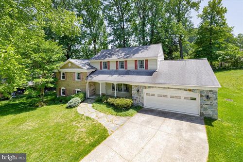 4 Sussex Ct, POTOMAC, MD, 20854-6143 | Card Image