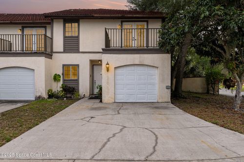 655 Angela Ln, Titusville, FL, 32796-3902 | Card Image