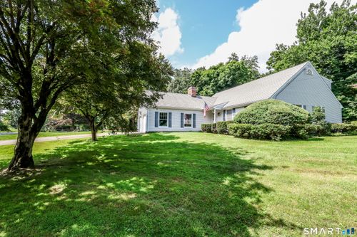 2 White Pine Dr, Brookfield, CT, 06804-3450 | Card Image