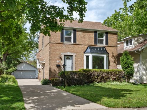 204 Parkview Road, Riverside, IL, 60546 | Card Image