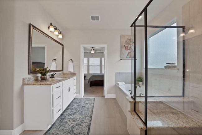 6012 Hightower St, House other with 5 bedrooms, 3 bathrooms and null parking in Aubrey TX | Image 32