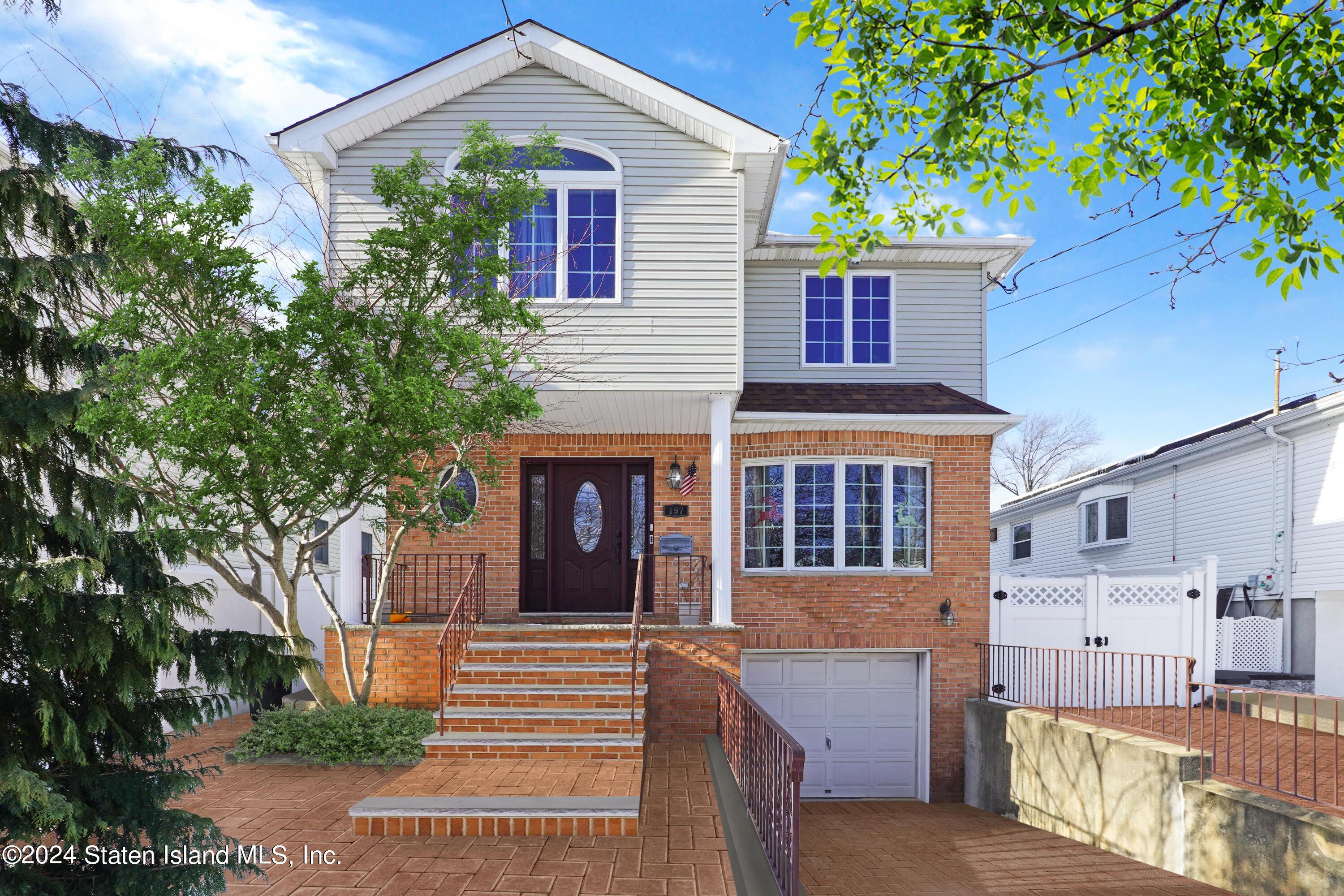 Rensselaer Ave, Staten Island, NY 10312
