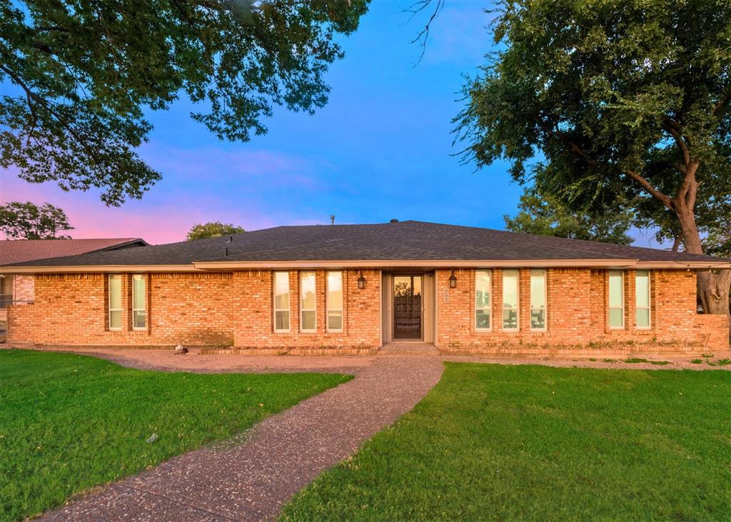 Cedar Ridge Dr, Duncanville, TX 75116
