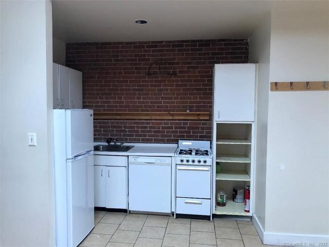 3 - 28 Lyon St, Home with 1 bedrooms, 1 bathrooms and null parking in New Haven CT | Image 14