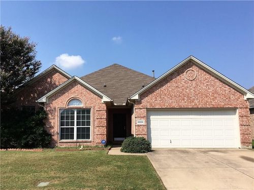 8004 Ranchvale Lane, Arlington, TX, 76002 | Card Image