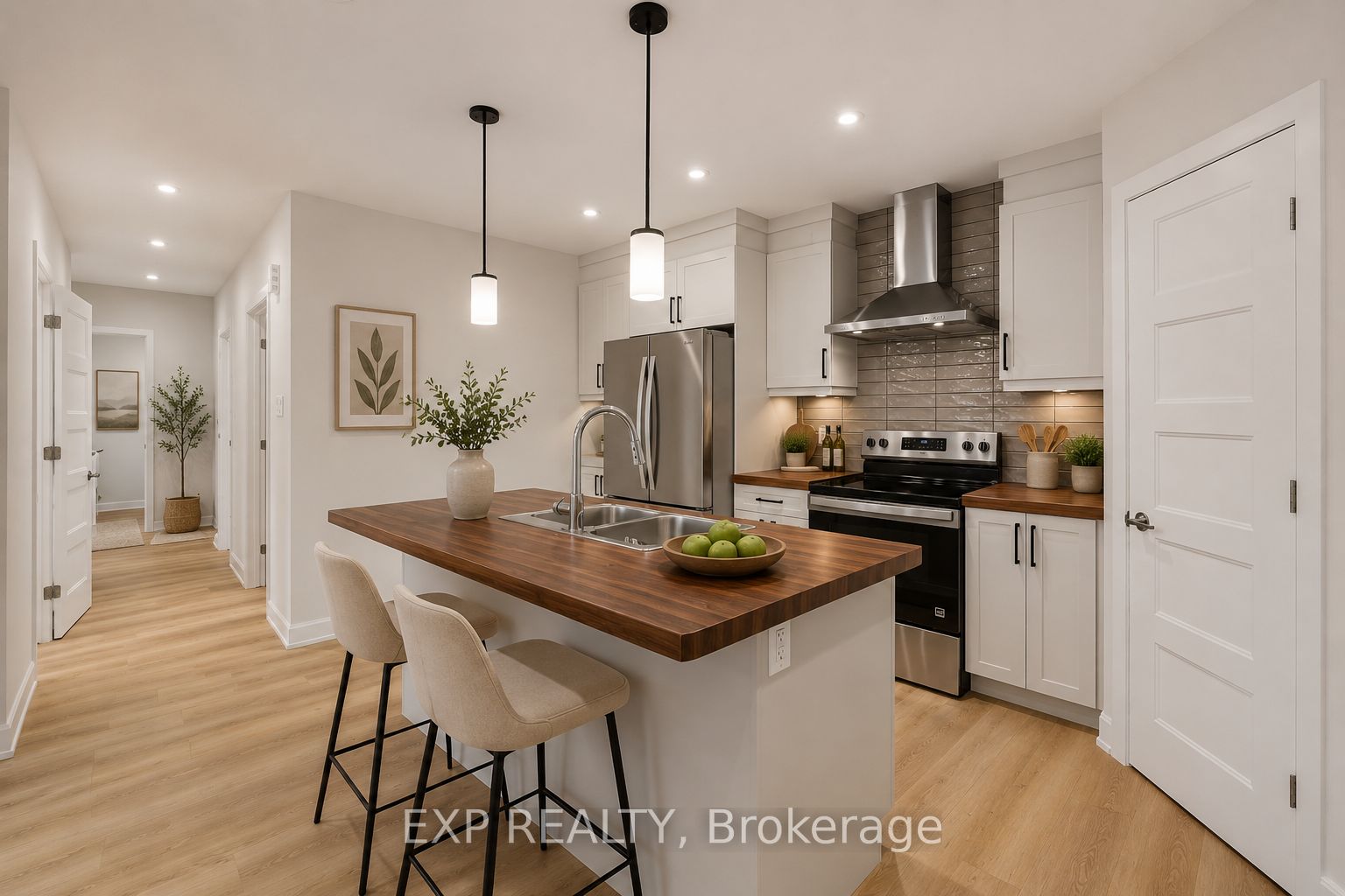Residential Lease in Russell 5