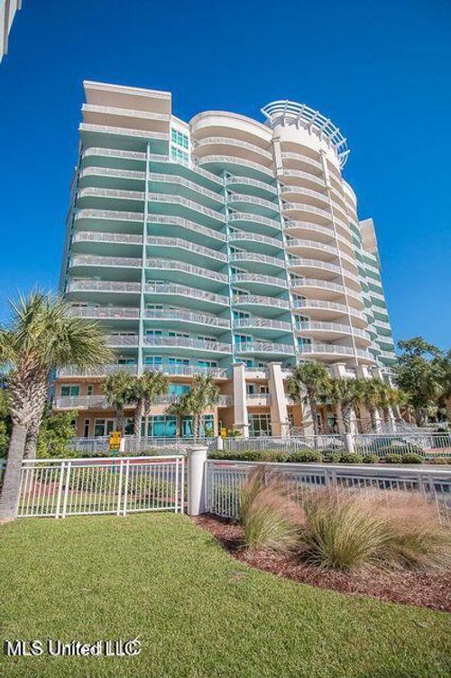 apt-808-2230 Beach Dr, Gulfport, MS, 39507-1661 | Card Image