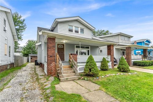3878 W 137th St, Cleveland, OH, 44111-4445 | Card Image