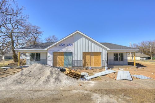 a-618 N Hall St, Webb City, MO, 64870-1426 | Card Image