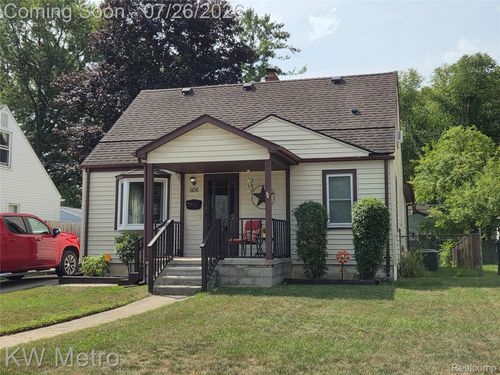 926 Bauman Ave, Royal Oak, MI, 48073-2056 | Card Image