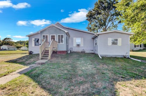 150 W Green St, Leesville, OH, 44639-3303 | Card Image