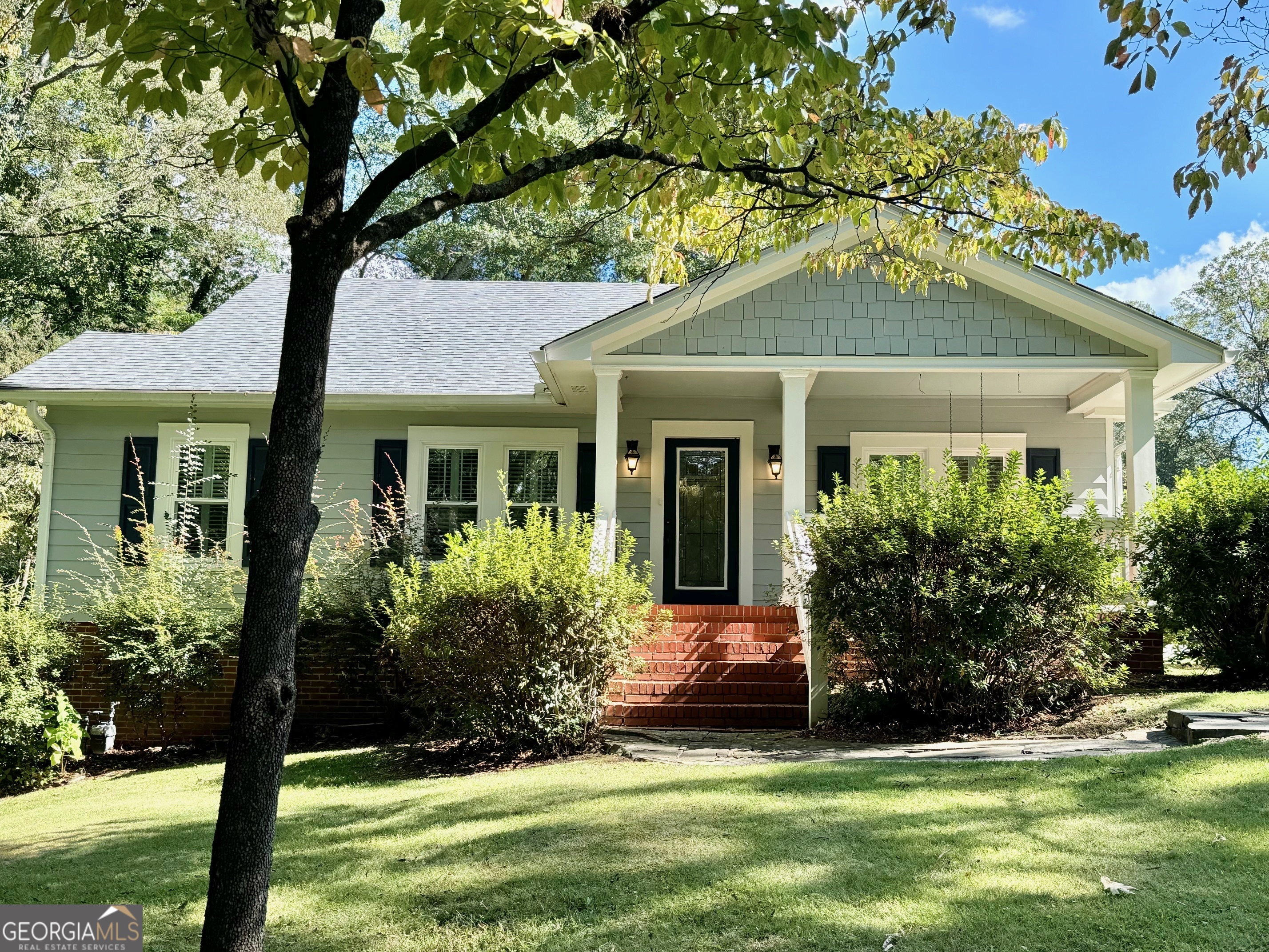 Pink Dogwood Ln, Summerville, GA 30747