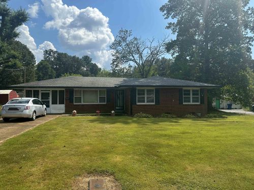 140 Shaw Ln, Savannah, TN, 38372-1842 | Card Image