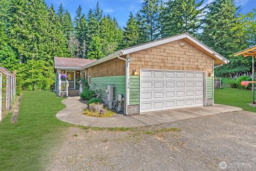136 Longhorn Road, Amboy, WA, 98601 | Card Image