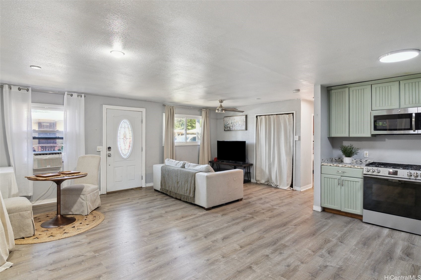 Alawa Pl, Waianae, HI 96792