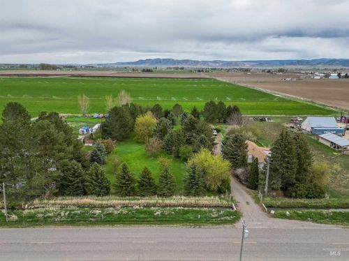 369 S 150 E, Burley, ID, 83318-5712 | Card Image