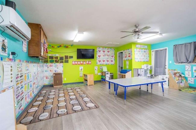 402 W Converse St, House other with 5 bedrooms, 1 bathrooms and null parking in Weimar TX | Image 37