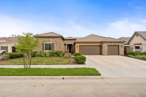 3428 N Crenshaw Court, Visalia, CA, 93291 | Card Image