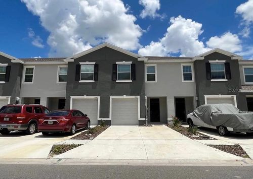 32867 Pez Landing Ln, WESLEY CHAPEL, FL, 33543-7278 | Card Image