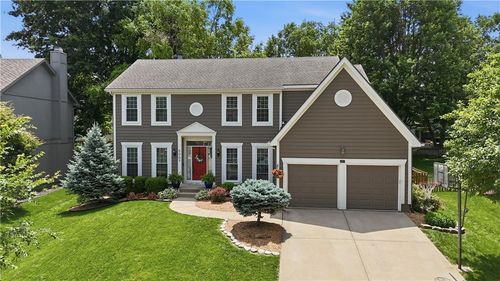 5007 W 157th Pl, Overland Park, KS, 66224-3568 | Card Image