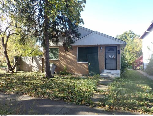 3723 N 17th St, Milwaukee, WI, 53206-2402 | Card Image