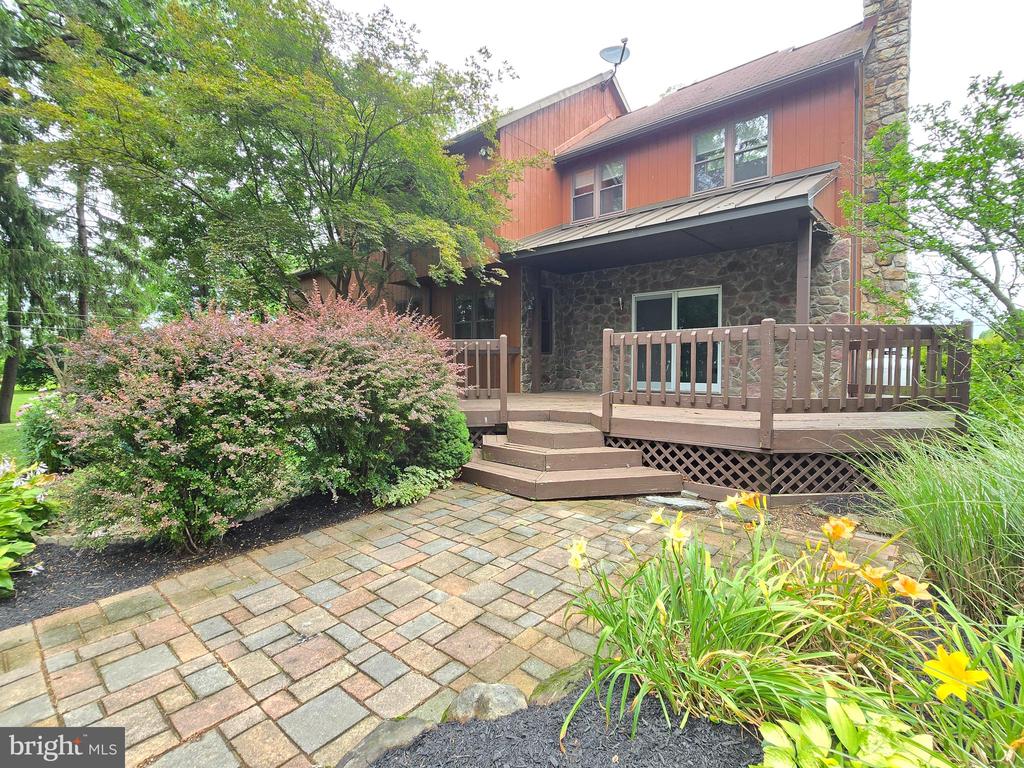 Residential in KUTZTOWN 5