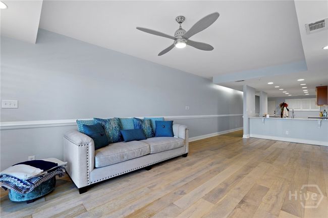 Living Room | Image 18
