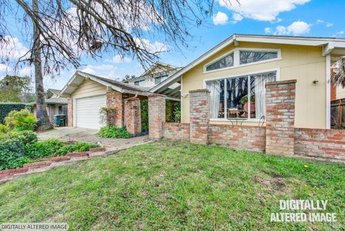 620 Walnut Ave, Vacaville, CA, 95688-5310 | Card Image