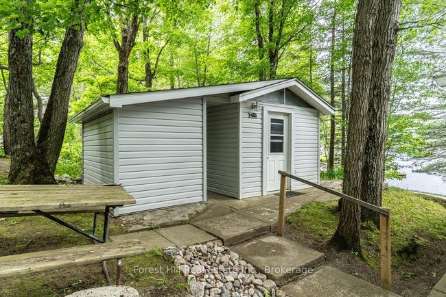1131 Buckslide Rd, House other with 3 bedrooms, 1 bathrooms and 6 parking in Algonquin Highlands ON | Image 25