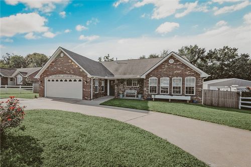 2288 Hayden Rd, Pea Ridge, AR, 72751-2427 | Card Image