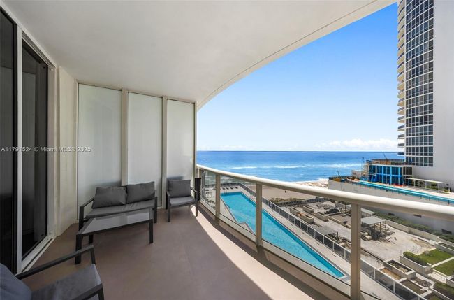 APT-707 - 16001 Collins Ave, Condo with 3 bedrooms, 3 bathrooms and null parking in Sunny Isles Beach FL | Image 24