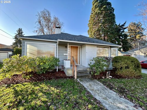 1532 E 10th St, The Dalles, OR, 97058-2962 | Card Image