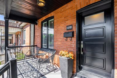 1251 Dufferin St, Home with 3 bedrooms, 3 bathrooms and 2 parking in Toronto ON | Image 3