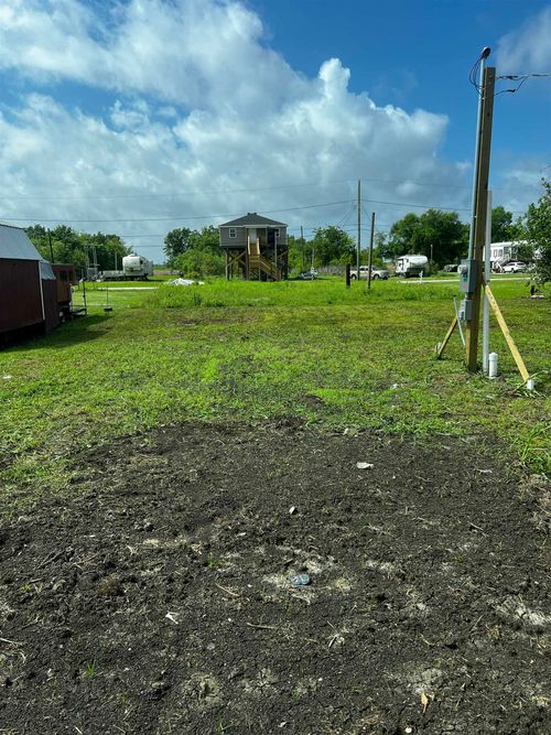 621 Clinton St, Chauvin, LA, 70344 | Card Image