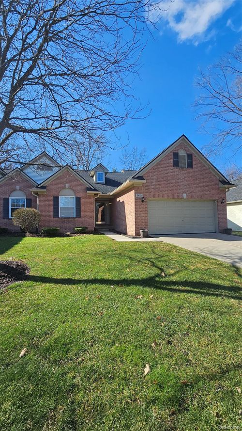 3449 Dewdrop Ln, Howell, MI, 48843-7379 | Card Image