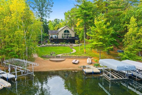 W1029 Highway Vv, Menominee, WI, 54135 | Card Image