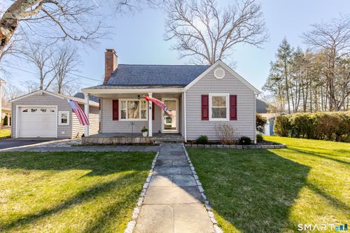 7 Ivy Ln, Danbury, CT, 06811-4925 | Card Image
