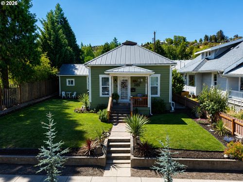 412 E 11th St, The Dalles, OR, 97058-2306 | Card Image