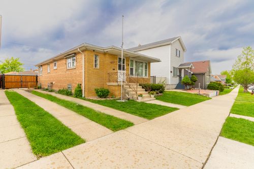 5332 S Meade Ave, Chicago, IL, 60638-2612 | Card Image