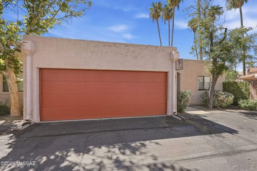 31-1949 N Swan Rd, Tucson, AZ, 85712-2758 | Card Image